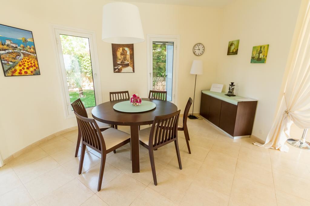 Villa Riverside Polis Eksteriør bilde